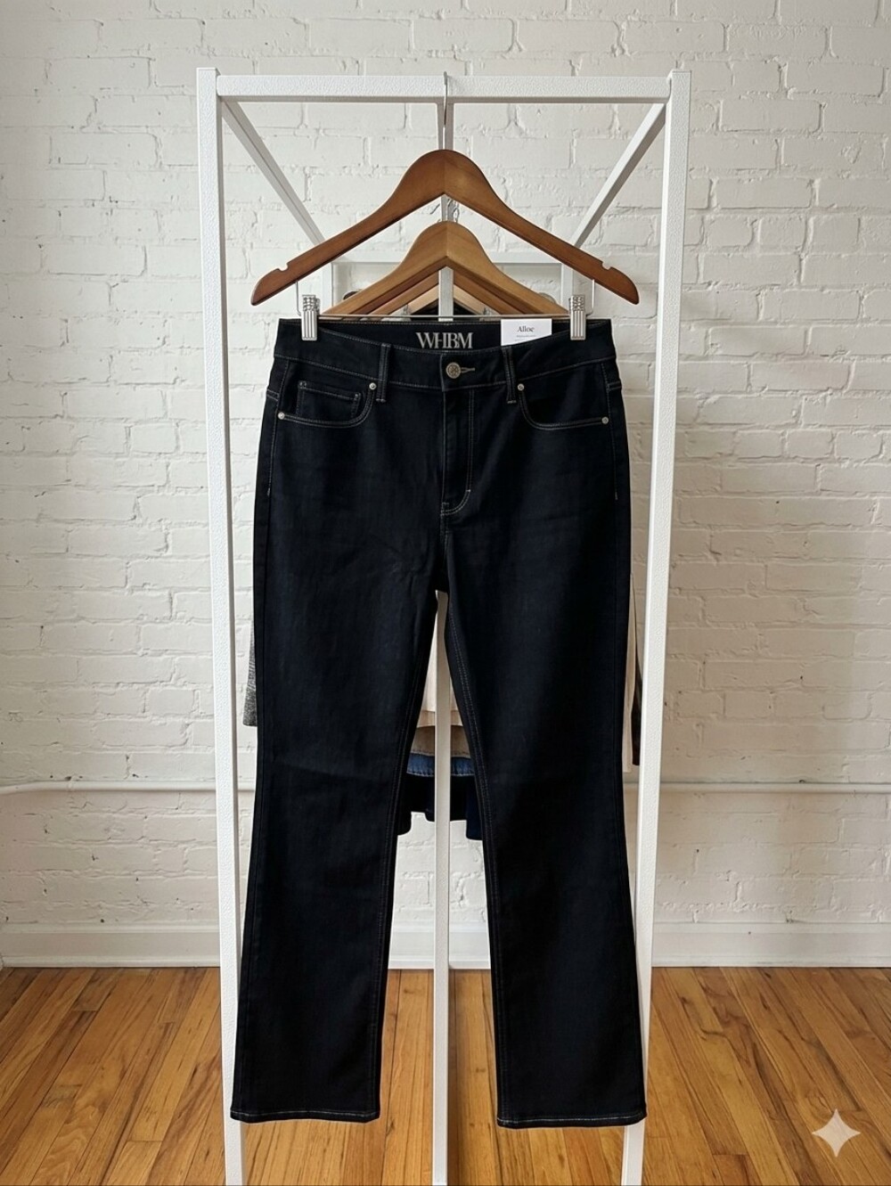 White House Black Market Women's Black Straight-Leg Jeans